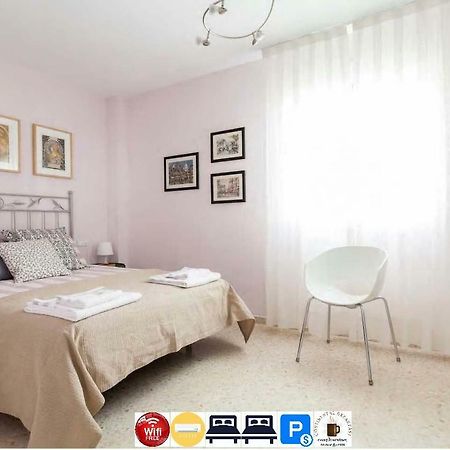 Apartamento Jardin De Santa Paula 塞维利亚 外观 照片