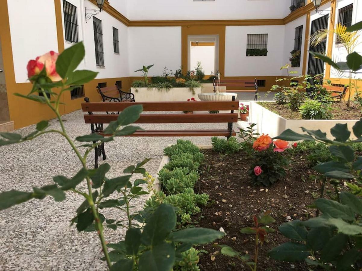 Apartamento Jardin De Santa Paula 塞维利亚 外观 照片