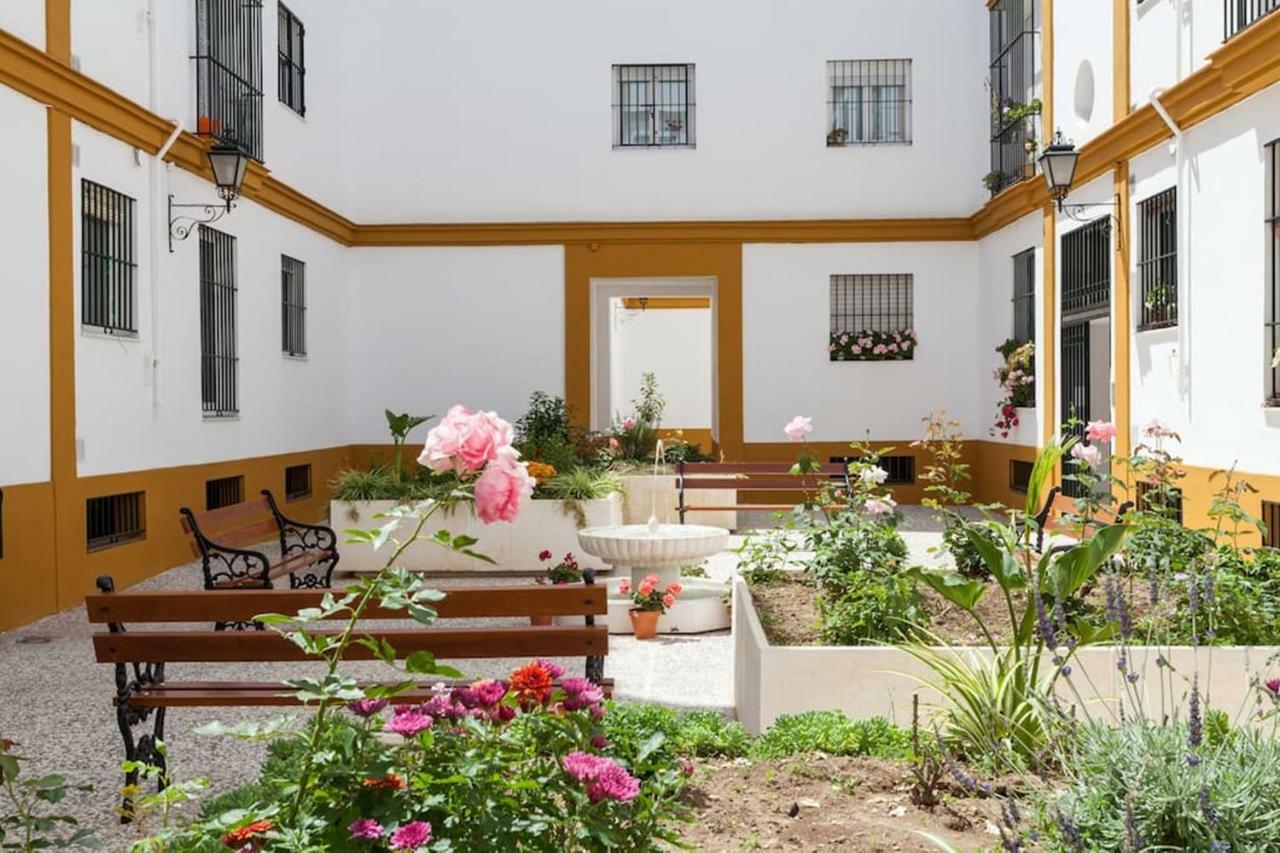 Apartamento Jardin De Santa Paula 塞维利亚 外观 照片