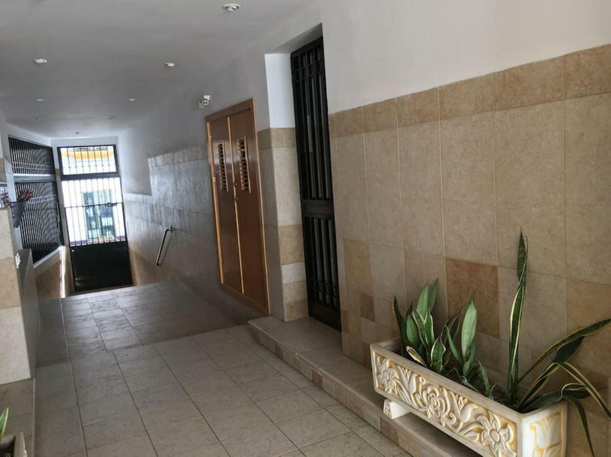 Apartamento Jardin De Santa Paula 塞维利亚 外观 照片