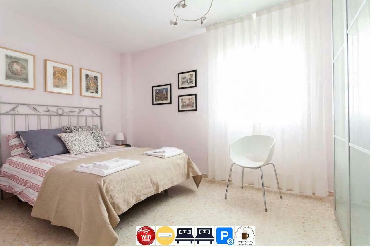 Apartamento Jardin De Santa Paula 塞维利亚 外观 照片